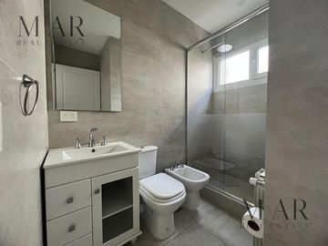 Casa en Venta en El Yacht, Nordelta con salida al río