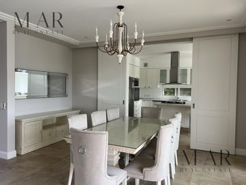 Casa en Venta en El Yacht, Nordelta con salida al río