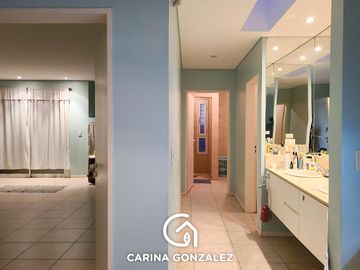 Casa en  B. Capellán