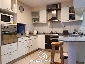 Casa en  B. Capellán