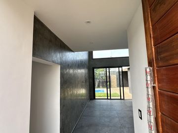 Se vende Casa en Barrio Privado Panambí