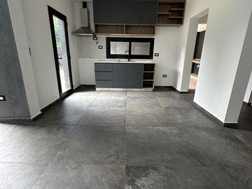 Se vende Casa en Barrio Privado Panambí