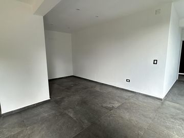 Se vende Casa en Barrio Privado Panambí