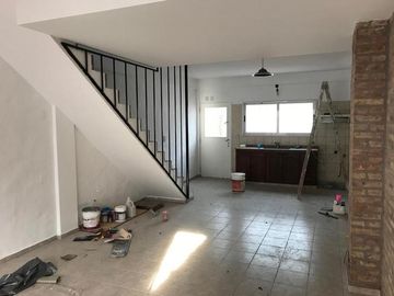 DUPLEX - Friedrich 530 - 2 dormitorios - Gabriel Suarez - Llavallol - Lomas de Zamora - Alquiler