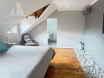 Casa 4 Ambientes con piscina en Venta - Quilmes