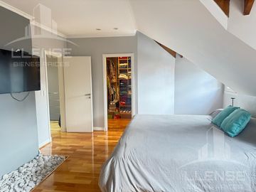 Casa 4 Ambientes con piscina en Venta - Quilmes