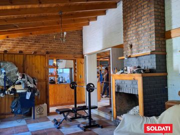Venta de chacra en China Muerta Plottier, Neuquén. Casa quinta. 1.5 has.