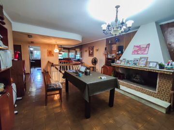 CASA PLANTA ALTA / LAVALLE 1100