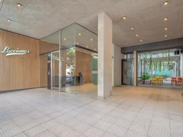 Venta Departamento 3 ambientes Coghlan con balcón