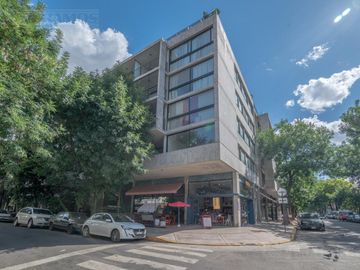 Venta Departamento 3 ambientes Coghlan con balcón