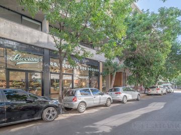 Venta Departamento 3 ambientes Coghlan con balcón