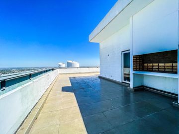 PENTHOUSE PREMIUM DE TRES DORMITORIOS EN SUITE VENTA TERRAZA EXCLUSIVA MAUI