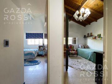 Casa con piscina en Echeverria Del Lago fondo a pulmón verde