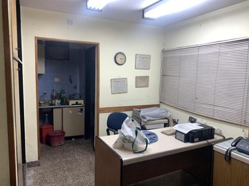 Establecimiento Industrial de 1300 m2 cubiertos, en El Talar