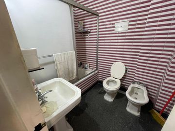 Juncal 600, Esq Av Del Libertador, Departamento/Oficina 4 Amb Con Dependencia Retiro