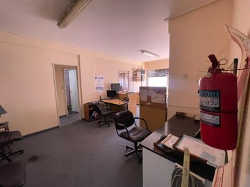 Juncal 600, Esq Av Del Libertador, Departamento/Oficina 4 Amb Con Dependencia Retiro