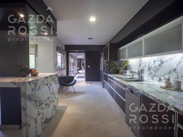 Casa - Adrogue