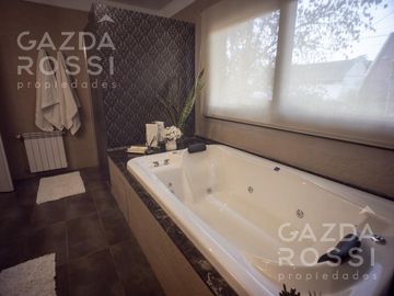 Casa - Adrogue