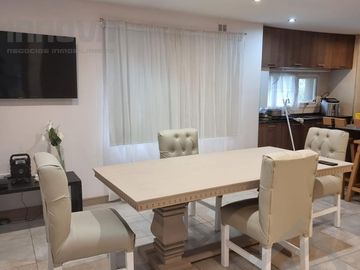 Casa  en venta Bariloche- 5 Ambientes , Barrio Cerrado,  km 6 entre Av, Pioneros y Av, Bustillo
