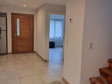 Casa  en venta Bariloche- 5 Ambientes , Barrio Cerrado,  km 6 entre Av, Pioneros y Av, Bustillo