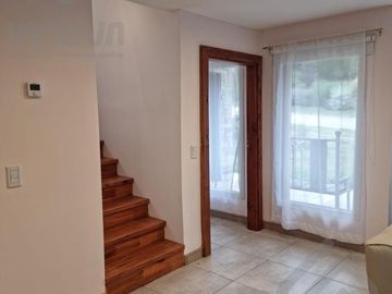Casa  en venta Bariloche- 5 Ambientes , Barrio Cerrado,  km 6 entre Av, Pioneros y Av, Bustillo