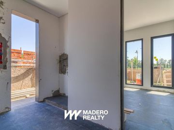 Venta de casa 6 ambientes en El Yacht