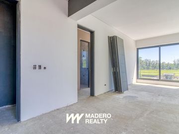 Venta de casa 6 ambientes en El Yacht