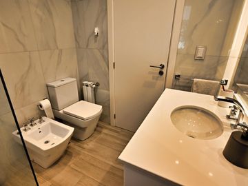 VENTA - Departamento Un Dormitorio, Patio Exclusivo y Amenities  - Oasis del Yacht, Rosario