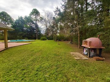Hermosa Casa Quinta En Venta ¡3.000 m2 de terreno! Barrio Parque Exaltación