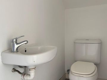 VENTA CON RENTA HASTA JULIO 2026 . Muy buen departamento en Bosque Alto