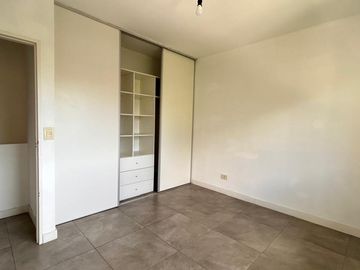 VENTA CON RENTA HASTA JULIO 2026 . Muy buen departamento en Bosque Alto