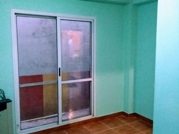 Casa en venta - 4 dormitorios 2 baños - patio - 130 mts2 - Luis Guillon