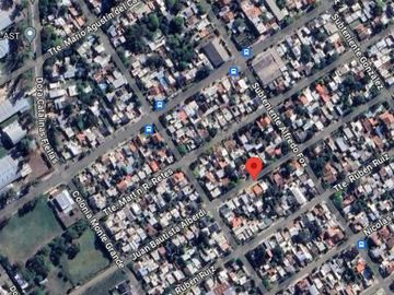 Casa en venta - 4 dormitorios 2 baños - patio - 130 mts2 - Luis Guillon