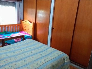 Casa en venta - 4 dormitorios 2 baños - patio - 130 mts2 - Luis Guillon