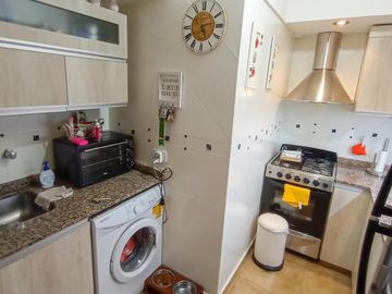 Venta Departamento en Lanús Oeste 3 ambientes con baño y toilette