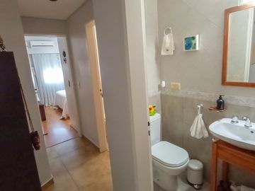 Venta Departamento en Lanús Oeste 3 ambientes con baño y toilette