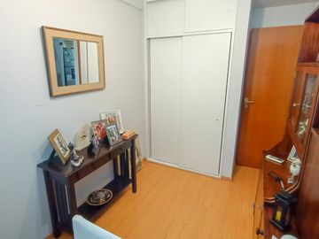 Venta Departamento en Lanús Oeste 3 ambientes con baño y toilette