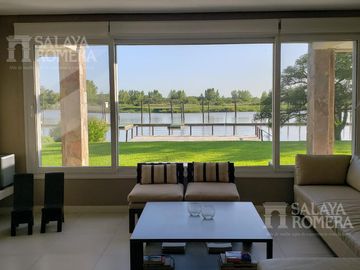 Excelente Casa  de 5 Ambientes  Isla Santa Monica