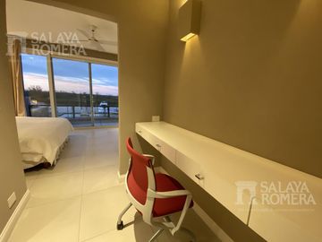 Excelente Casa  de 5 Ambientes  Isla Santa Monica