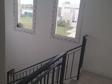Casa En El Canton -  Barrio  Puerto PG
