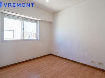 Lituania 600. Departamento de 2 ambientes en venta. Remedios de Escalada