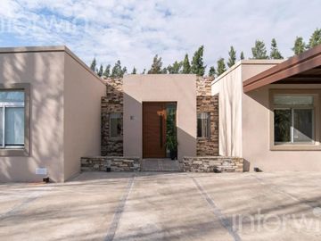 Casa - 5 ambientes con cochera - FINCAS IRAOLA 2 - Berazategui - VENTA