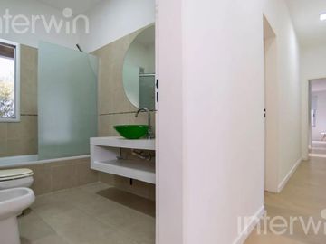 Casa - 5 ambientes con cochera - FINCAS IRAOLA 2 - Berazategui - VENTA