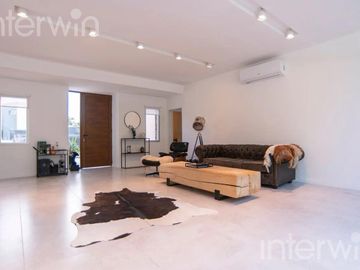 Casa - 5 ambientes con cochera - FINCAS IRAOLA 2 - Berazategui - VENTA