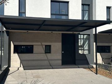Casa en  venta tres dormitorios, GreenVille 2
