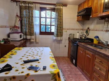 Casa en venta en Escobar con jardín y pileta