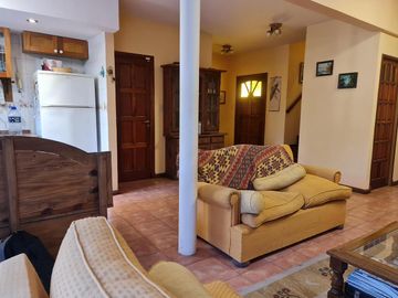 Casa en venta en Escobar con jardín y pileta