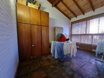 Casa en venta en Escobar con jardín y pileta