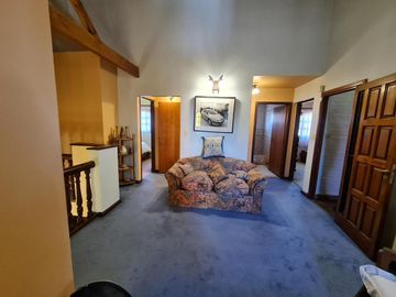 Casa en venta en Escobar con jardín y pileta