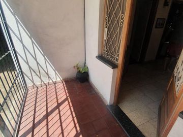PH al fondo de 3 ambientes con garaje y fondo libre en Villa Ballester